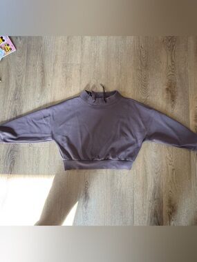 Funnel neck sweatshirt